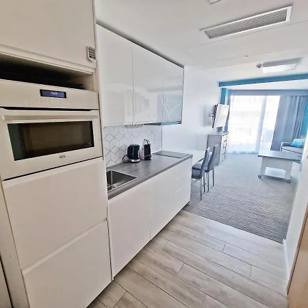 Seaside Park Private By Villmaris Apartmán *